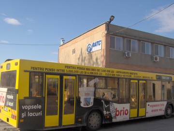 Pensionarii constănţeni primesc abonamente gratuite de la RATC